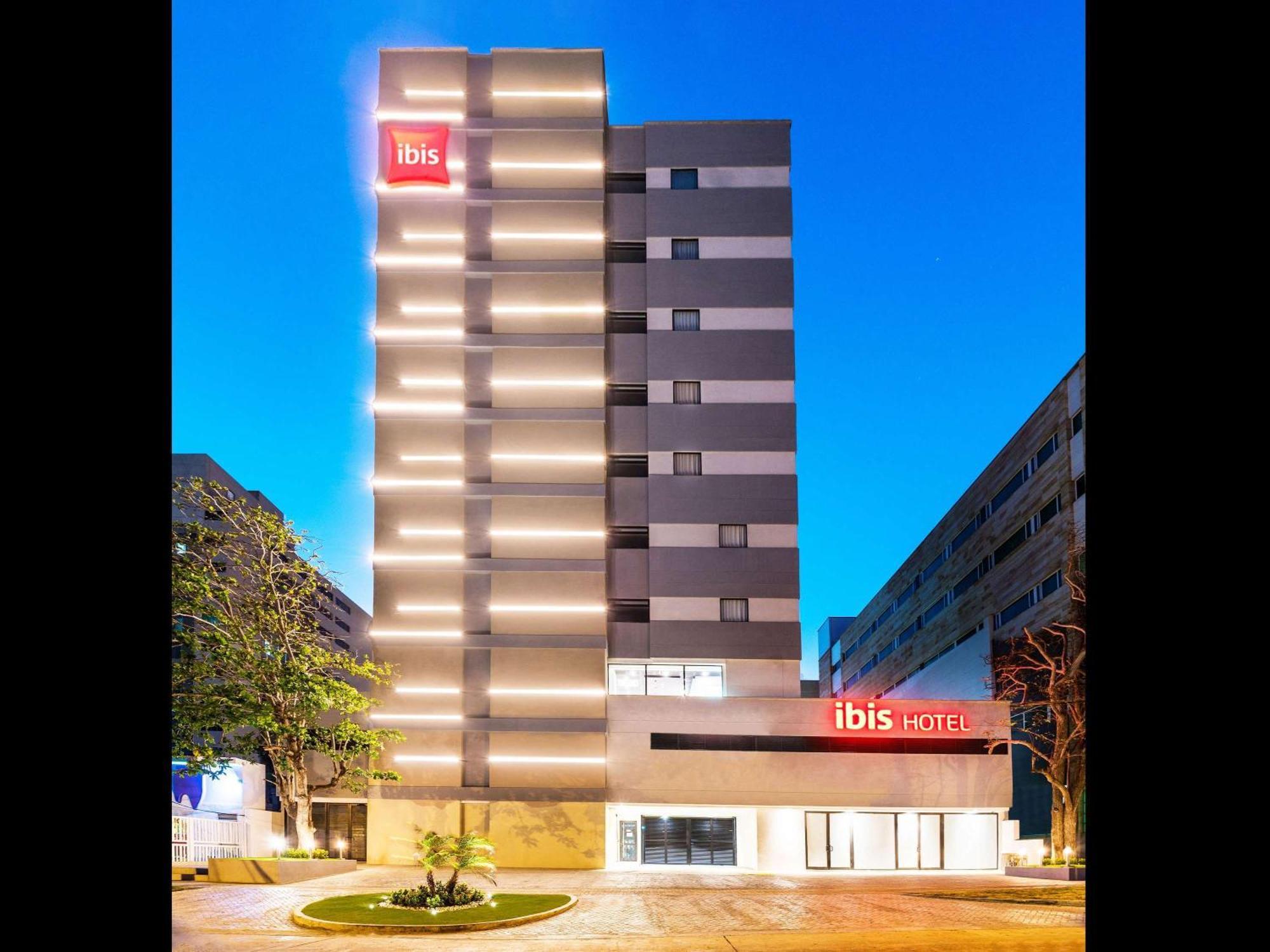 Ibis Barranquilla Hotel ภายนอก รูปภาพ
